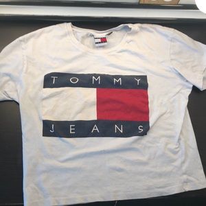 Tommy Hilfiger cropped tee